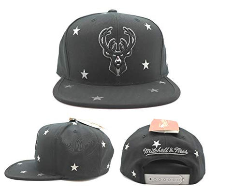 Milwaukee Bucks Mitchell & Ness Foil Star Snapback Hat