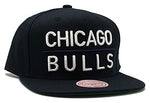 Chicago Bulls Mitchell & Ness Hook Up Snapback Hat